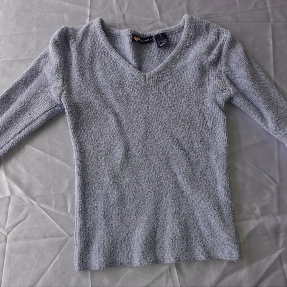 Y2K baby blue sweater